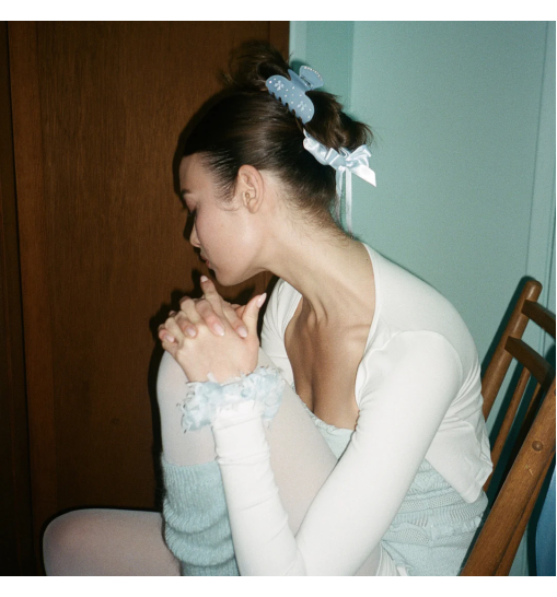 Emi Jay Sweetheart Clip in Blue Ribbon - Крабик для волосся "Blue Ribbon"